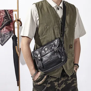 Модерен дизайн на мъжки черна чанта през рамо от естествена кожа, ежедневни луксозна младежка чанта на рамото, с нитове от естествена телешка кожа за пътуване